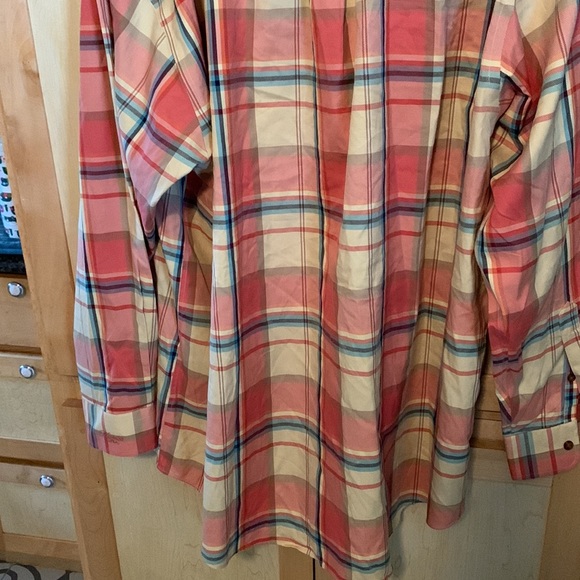 Anheuser Bush shirt. Size XL - Picture 6 of 7